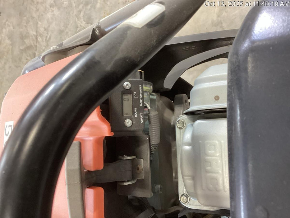 2025 HUSQVARNA LT6005