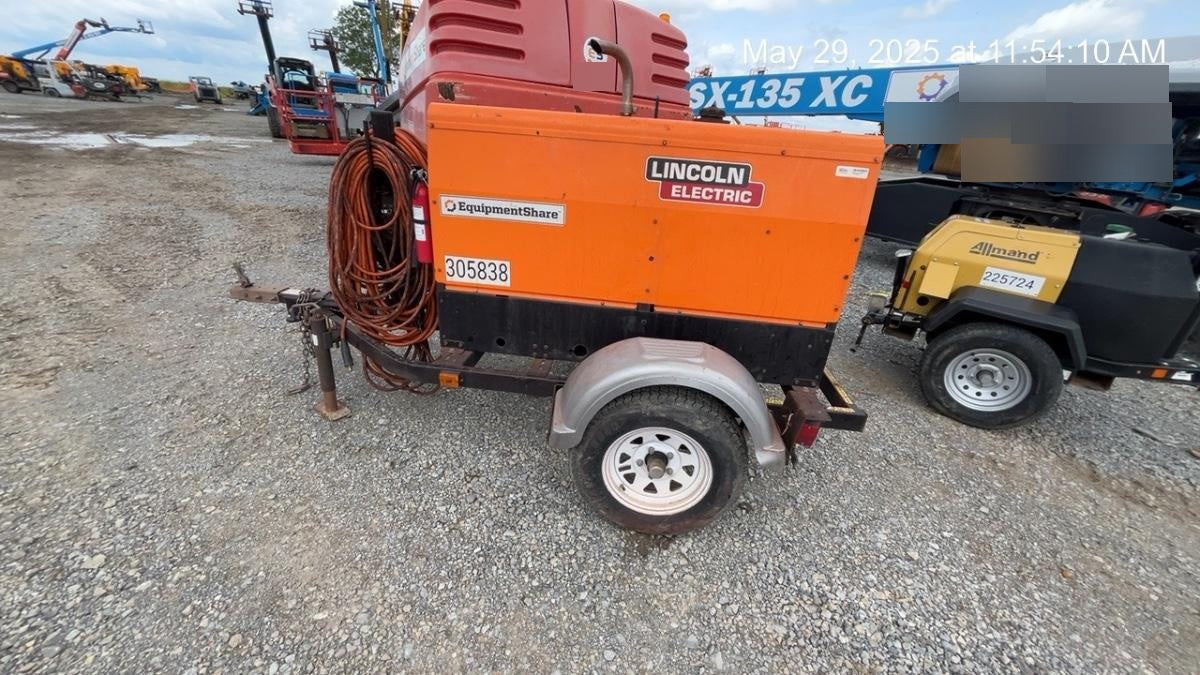 2023 Lincoln Electric LE400 Kubota V1505, Trlr, Cable Rack, Light Kit, ES Decals, T3