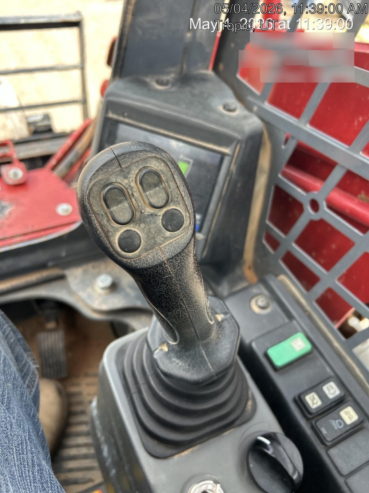 2023 TAKEUCHI TL8R2-R