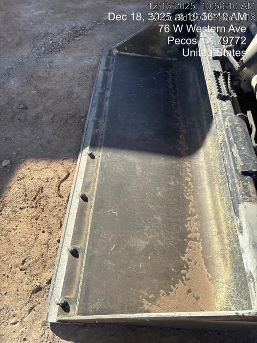 2025 JOHN DEERE 84" Bucket - John Deere