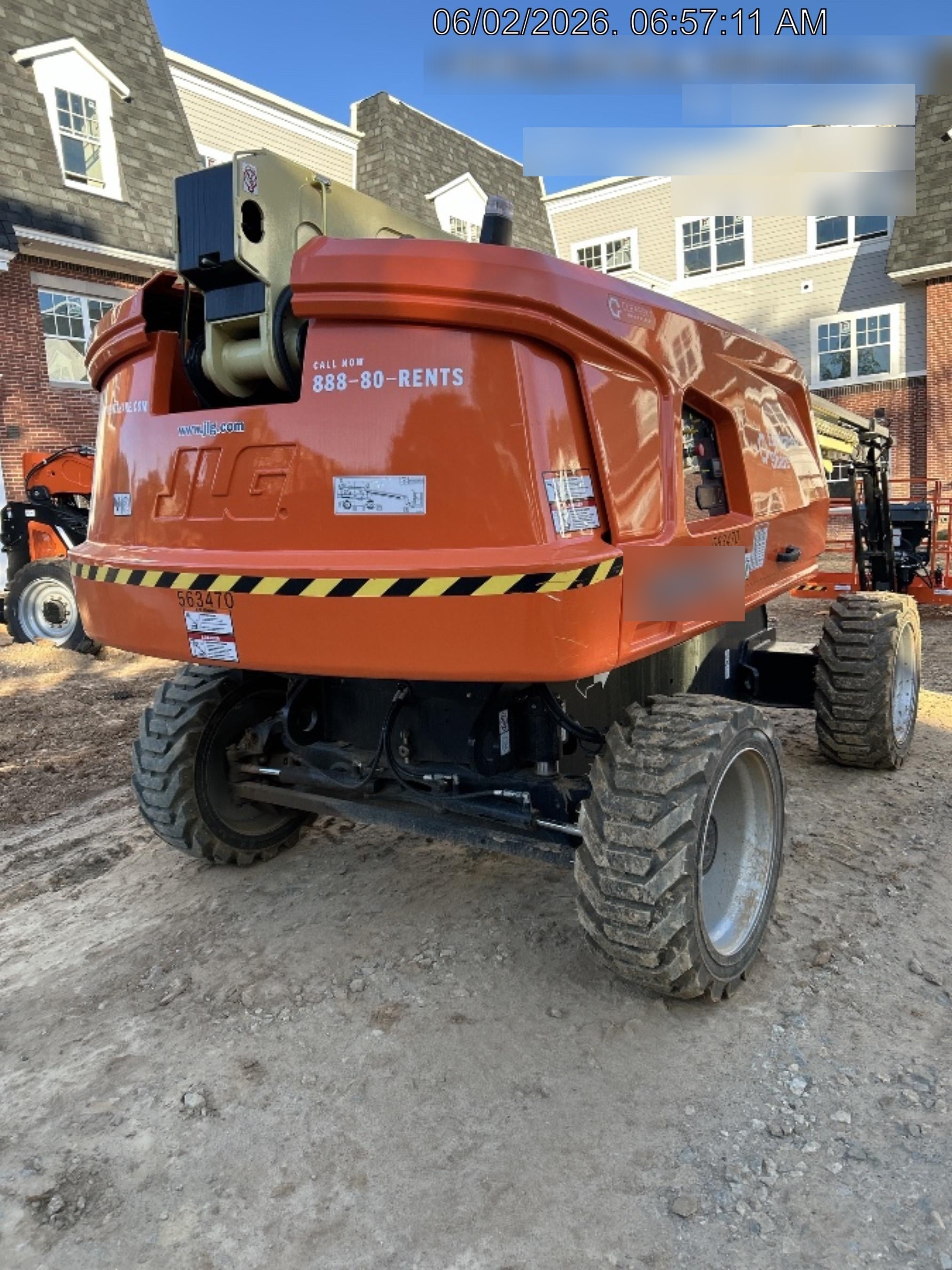 2025 JLG 660SJ
