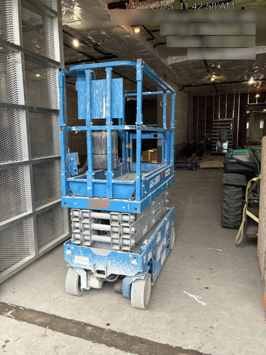2020 Genie GS-1930 Solid Non Marking Tires, Beacon, Folding rails with half height swing gate