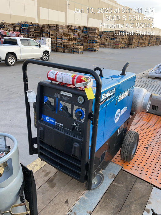 2019 Miller Electric BOBCAT 250 Standard w/Running Gear, Bracket, Hose