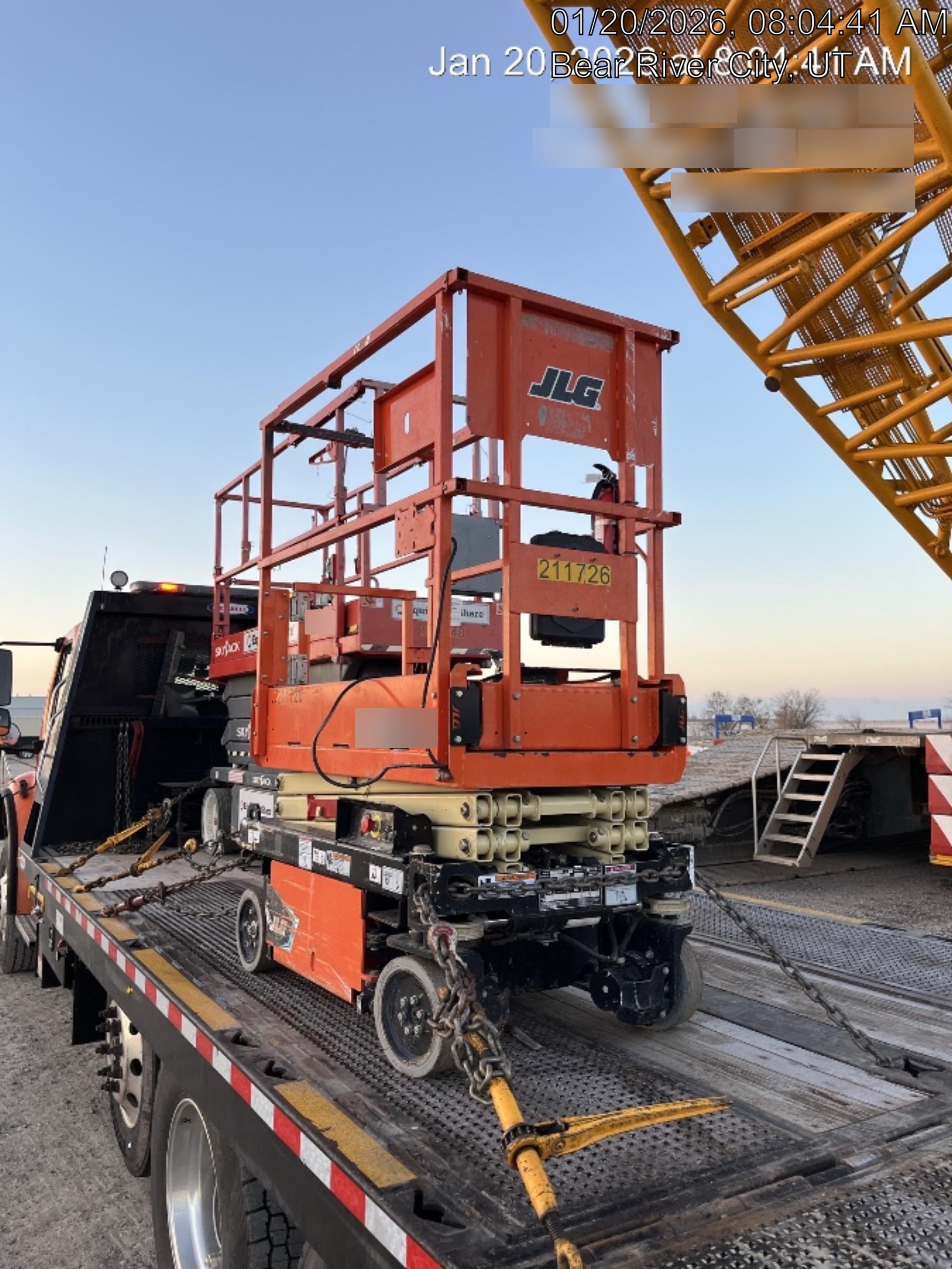 2022 JLG ES1330L