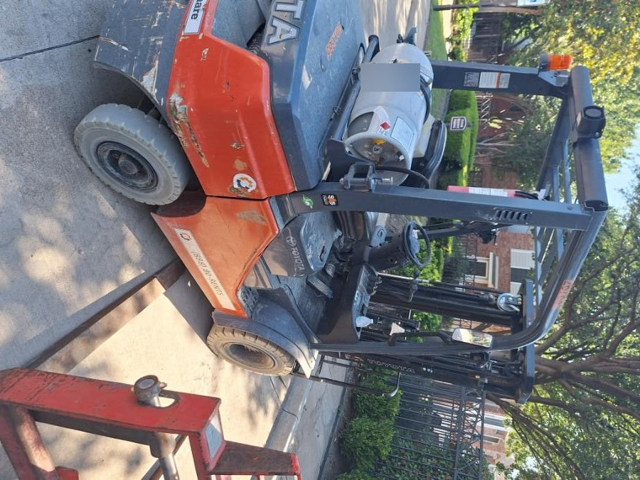 2022 TOYOTA 50-8FGU25