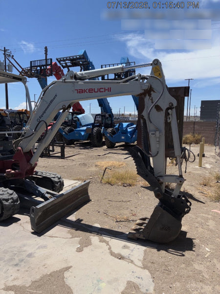 2025 TAKEUCHI TB235-2R