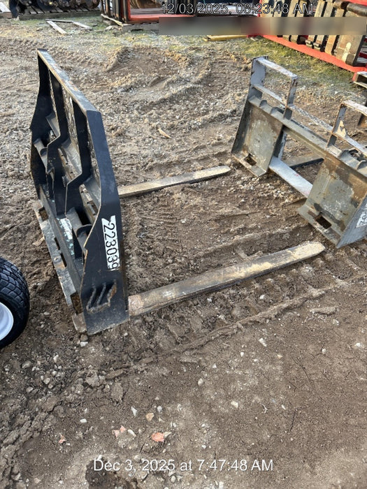 2022 PALADIN 48" Pallet Forks - Paladin