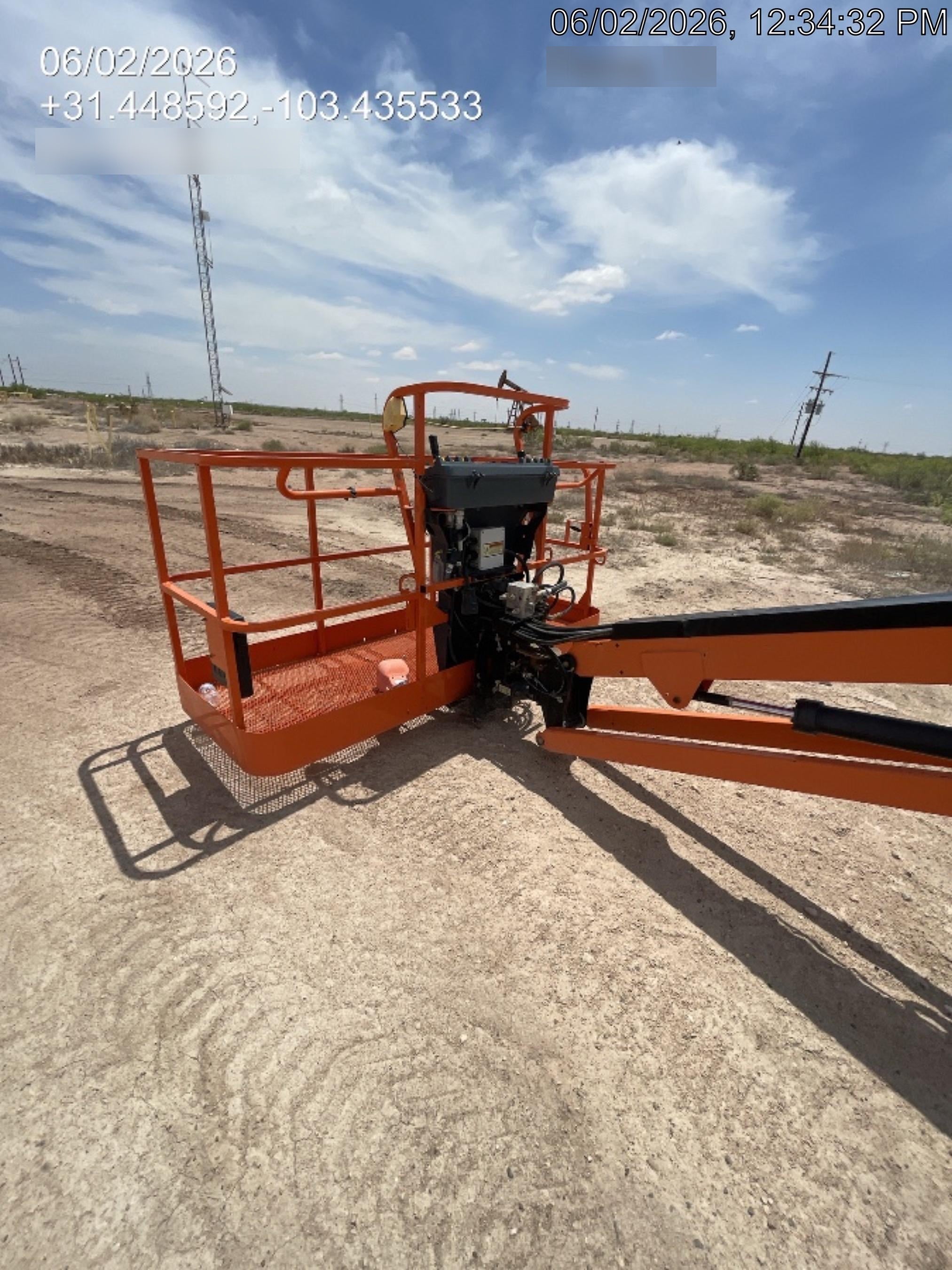 2020 JLG 660SJ