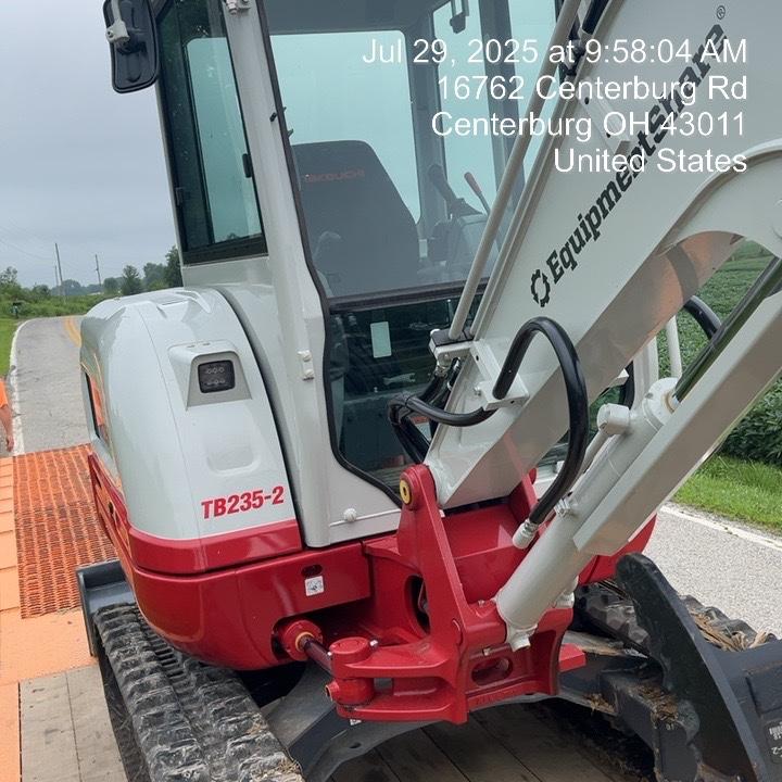 2025 TAKEUCHI TB235-2CR