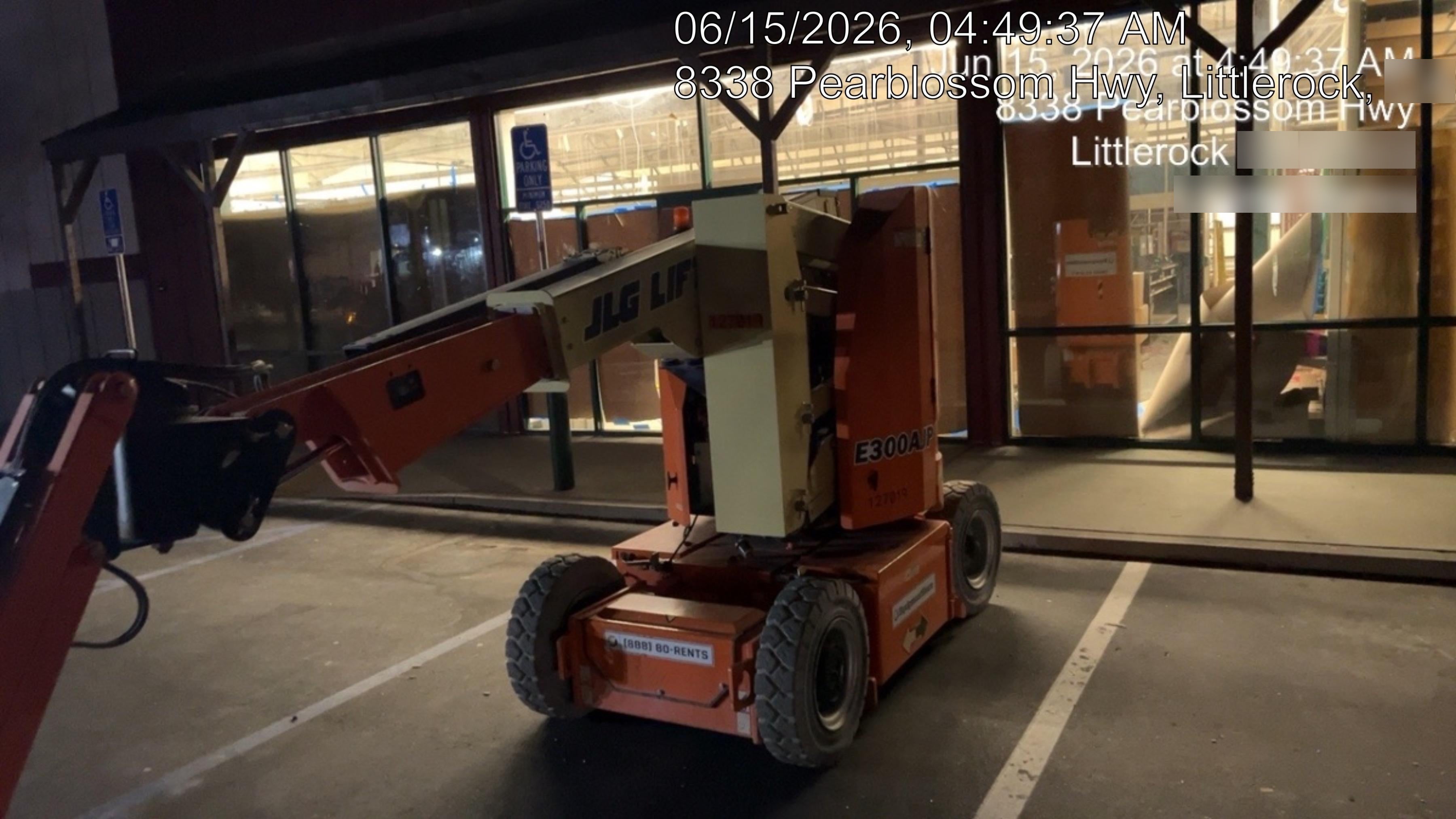 2021 JLG E300AJP