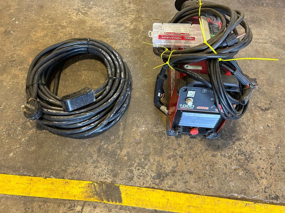 2021 LINCOLN ELECTRIC TOMAHAWK 1000