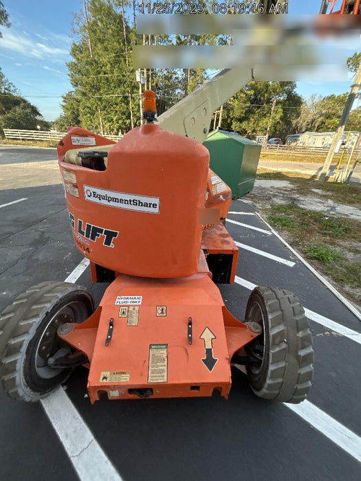 2019 JLG E450AJ