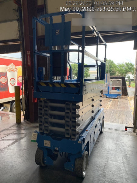 2023 GENIE GS-3232