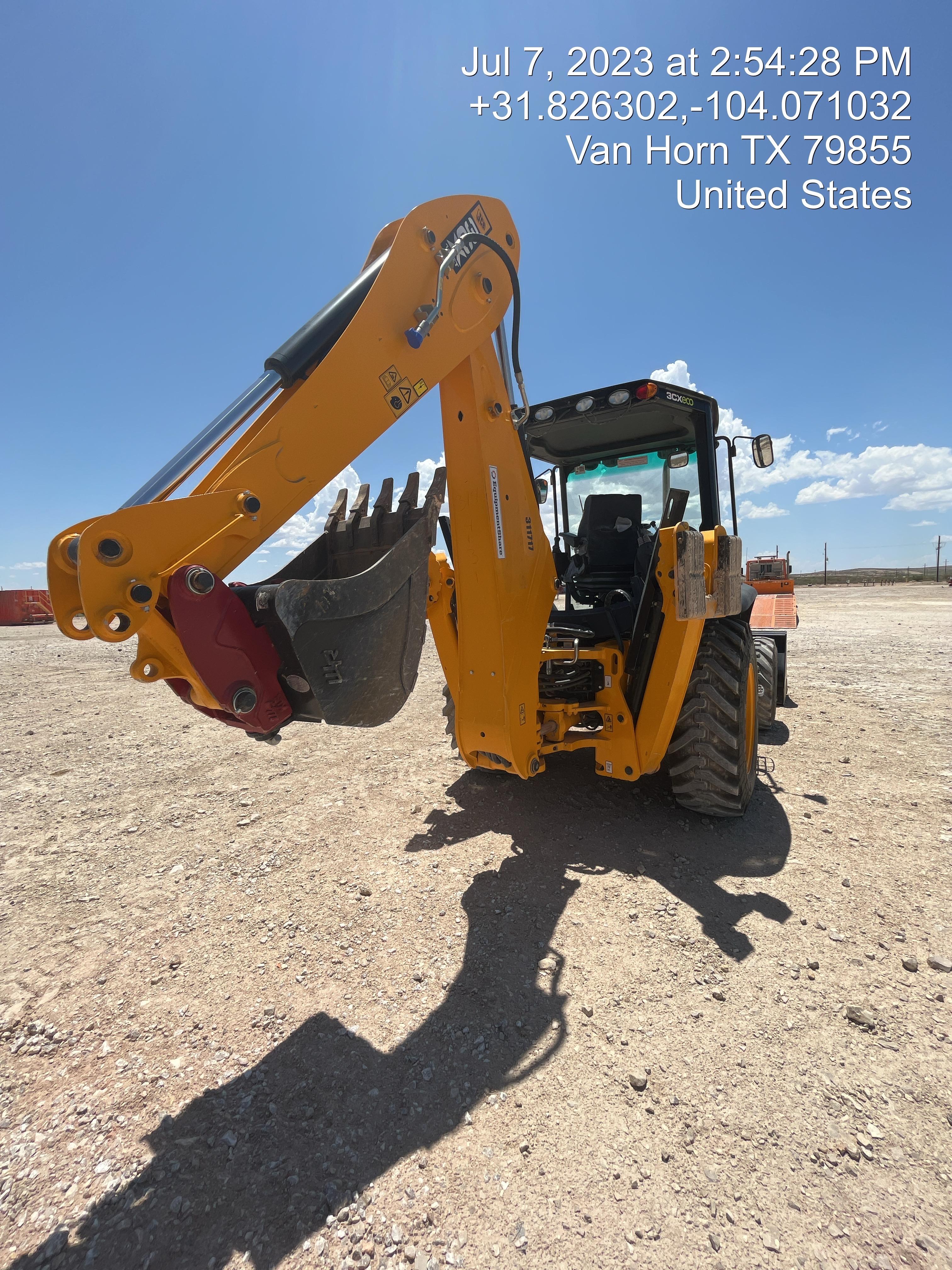 2023 JCB 3CX-14