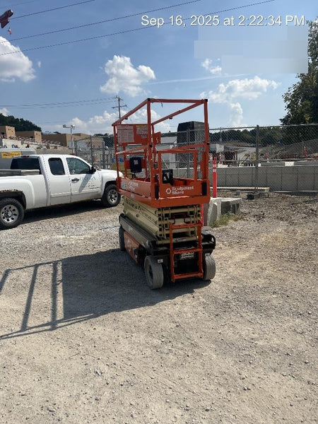 2022 JLG ES2632