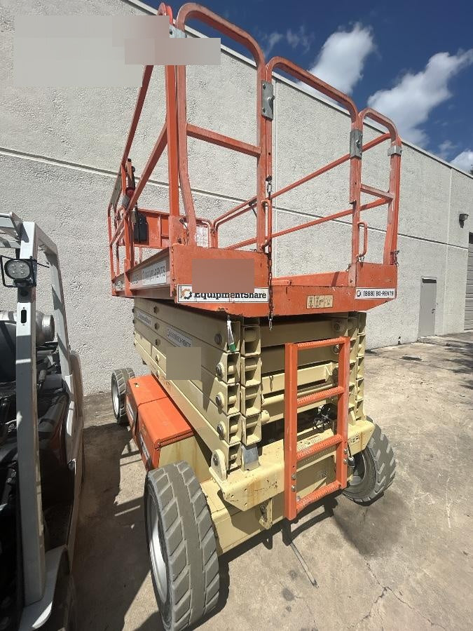 2018 JLG 4069LE