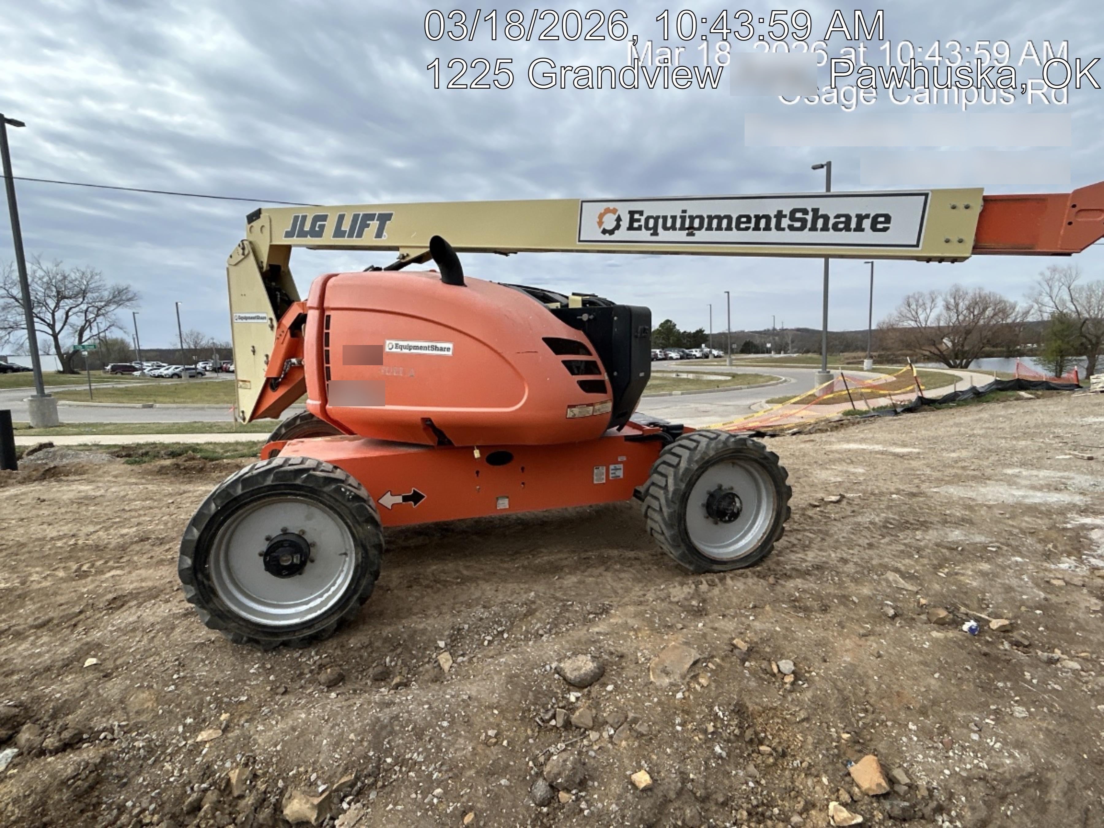 2019 JLG 600AJ
