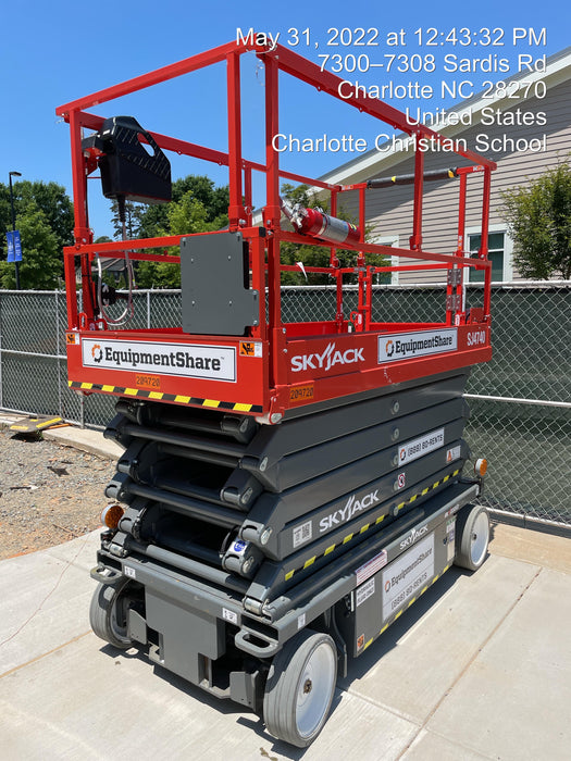 2022 SKYJACK SJ4740