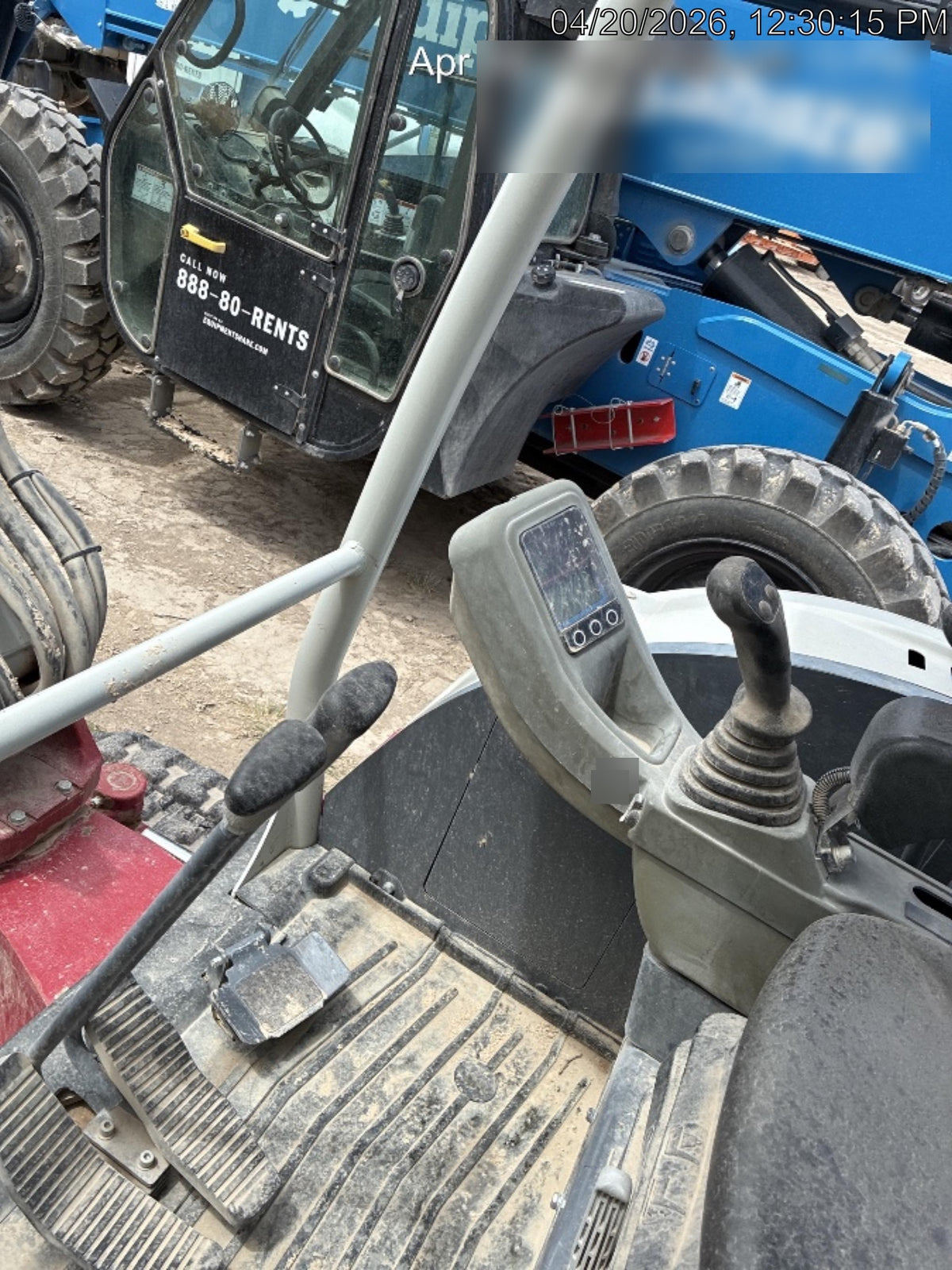 2022 TAKEUCHI TB235-2R