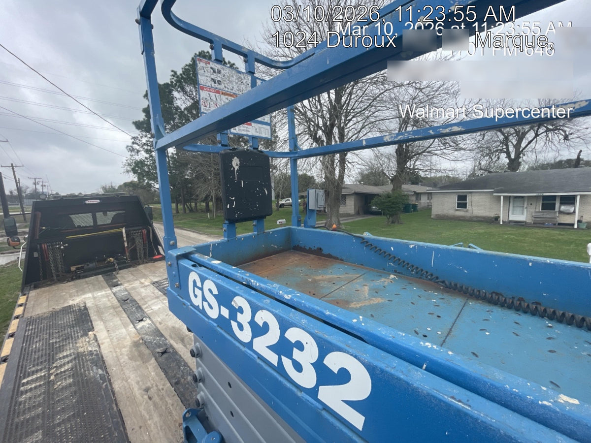 2023 GENIE GS-3232
