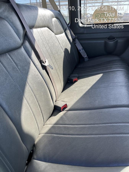 2024 CHEVROLET Express Van - Rental