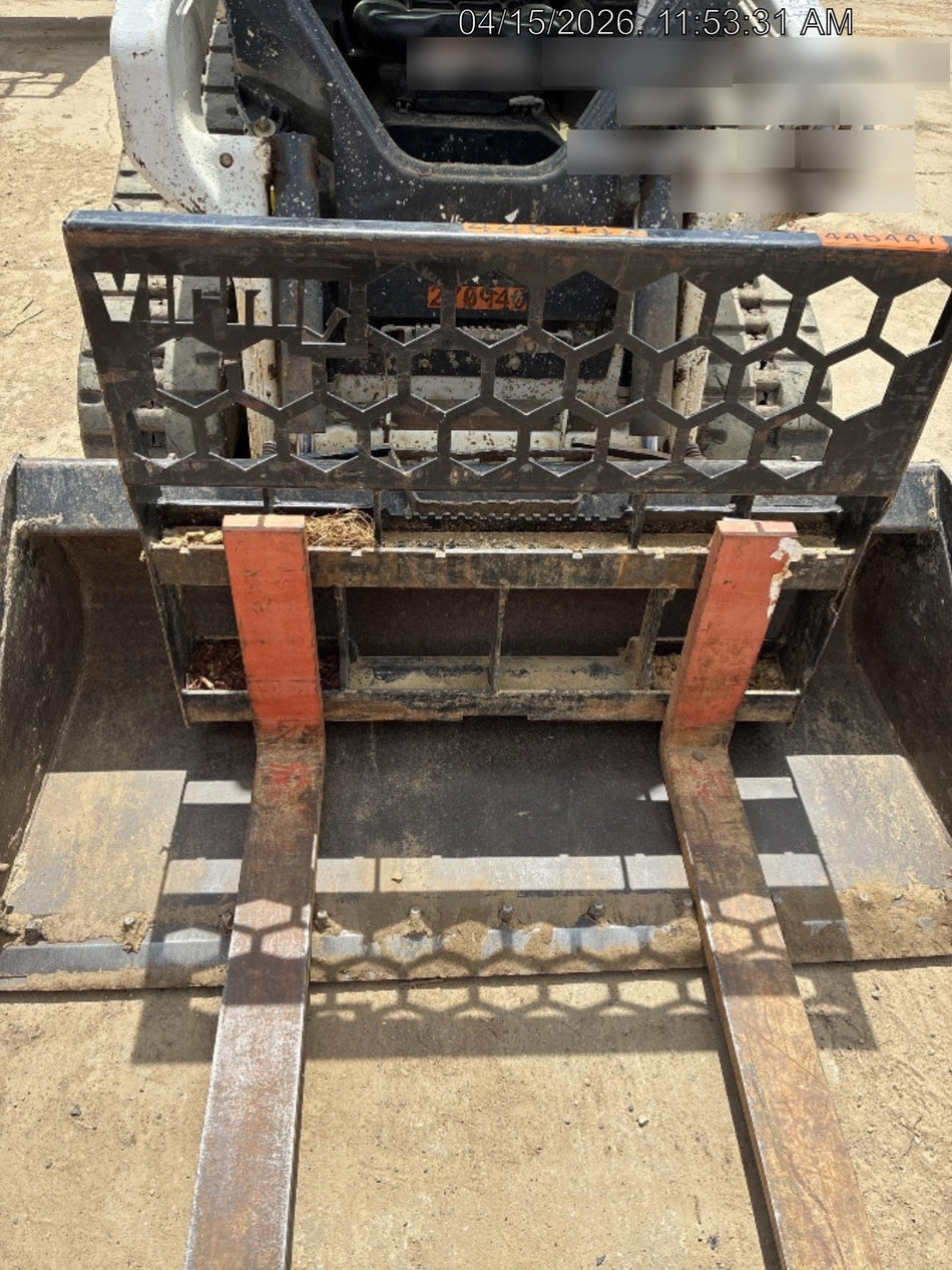 2024 VIRNIG 48" Pallet Forks - Virnig