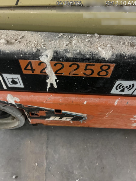 2024 JLG ES1932