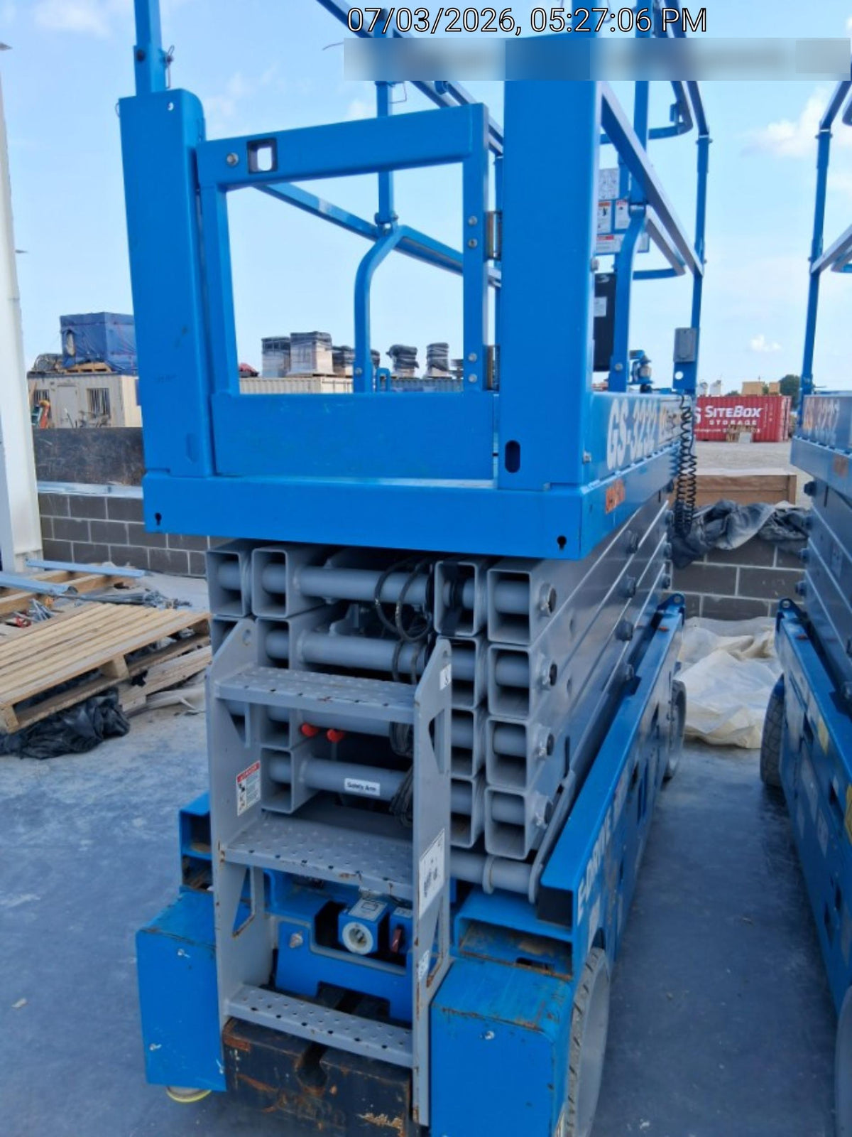 2023 GENIE GS-3232