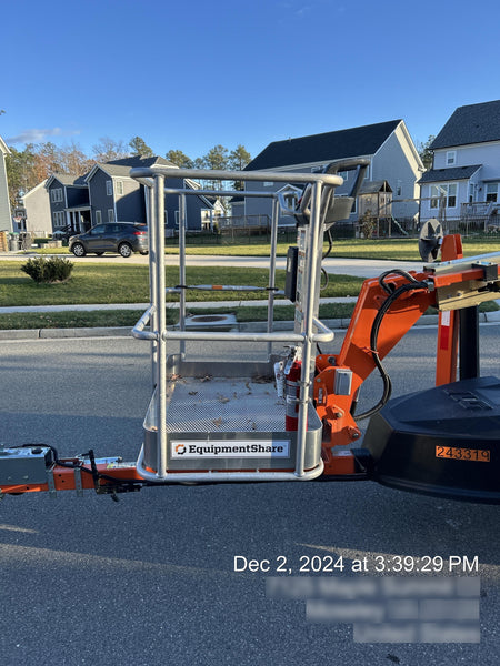 2022 JLG T350