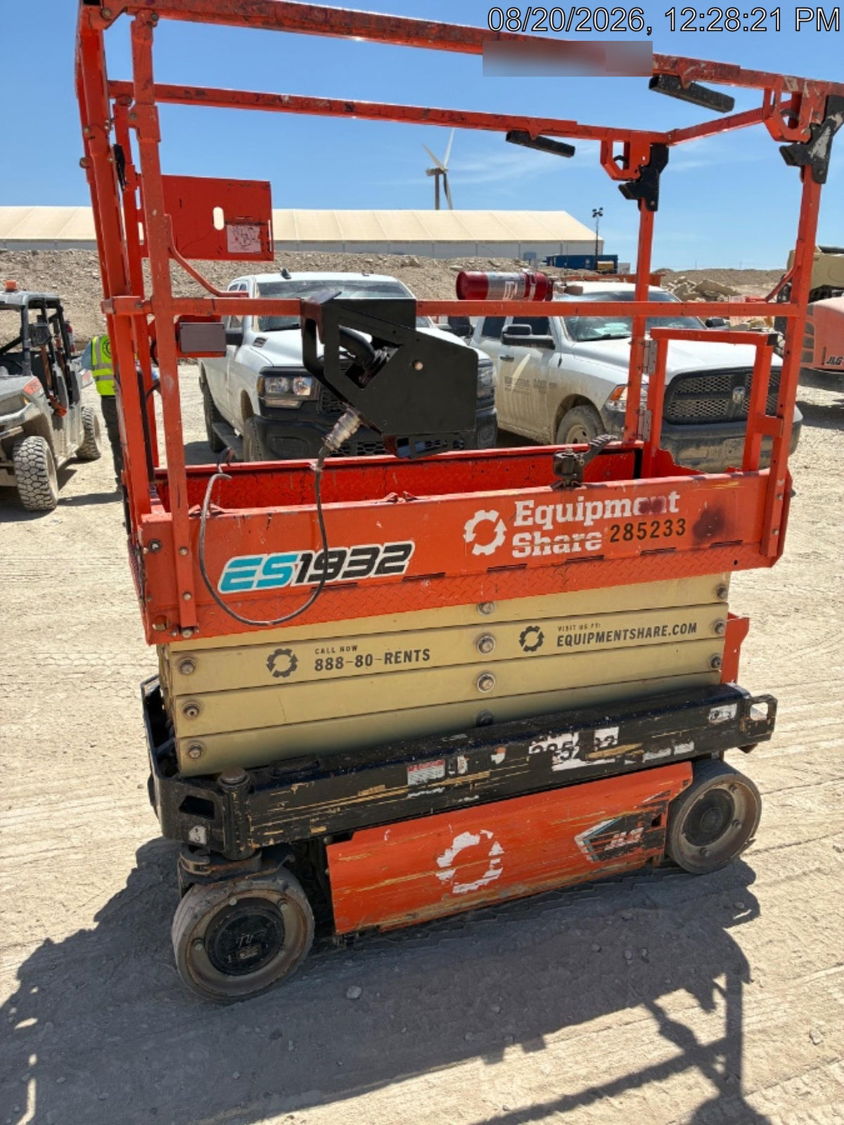 2022 JLG ES1932