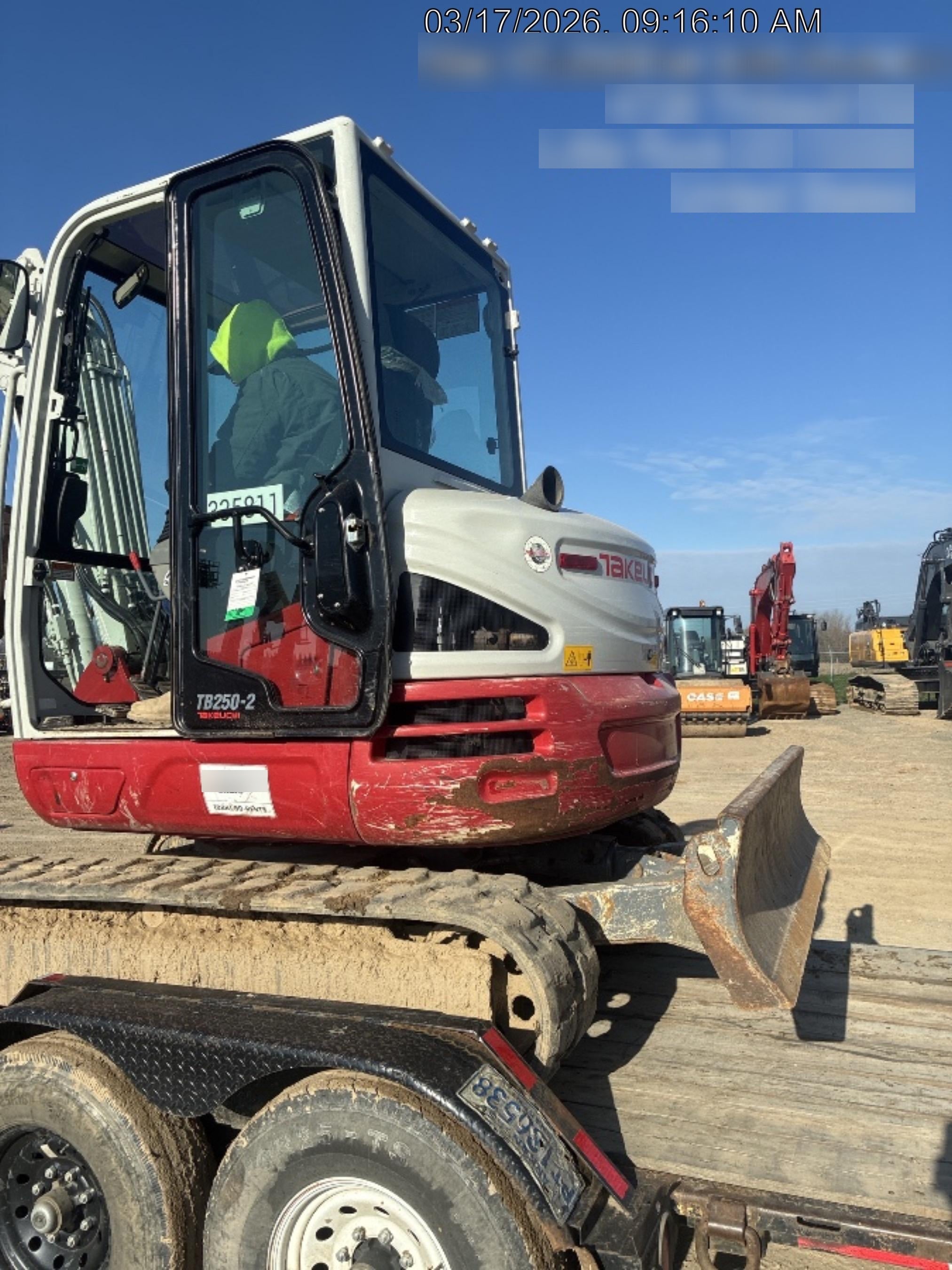 2023 TAKEUCHI TB250-2CR