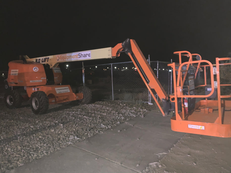 2019 JLG 460SJ