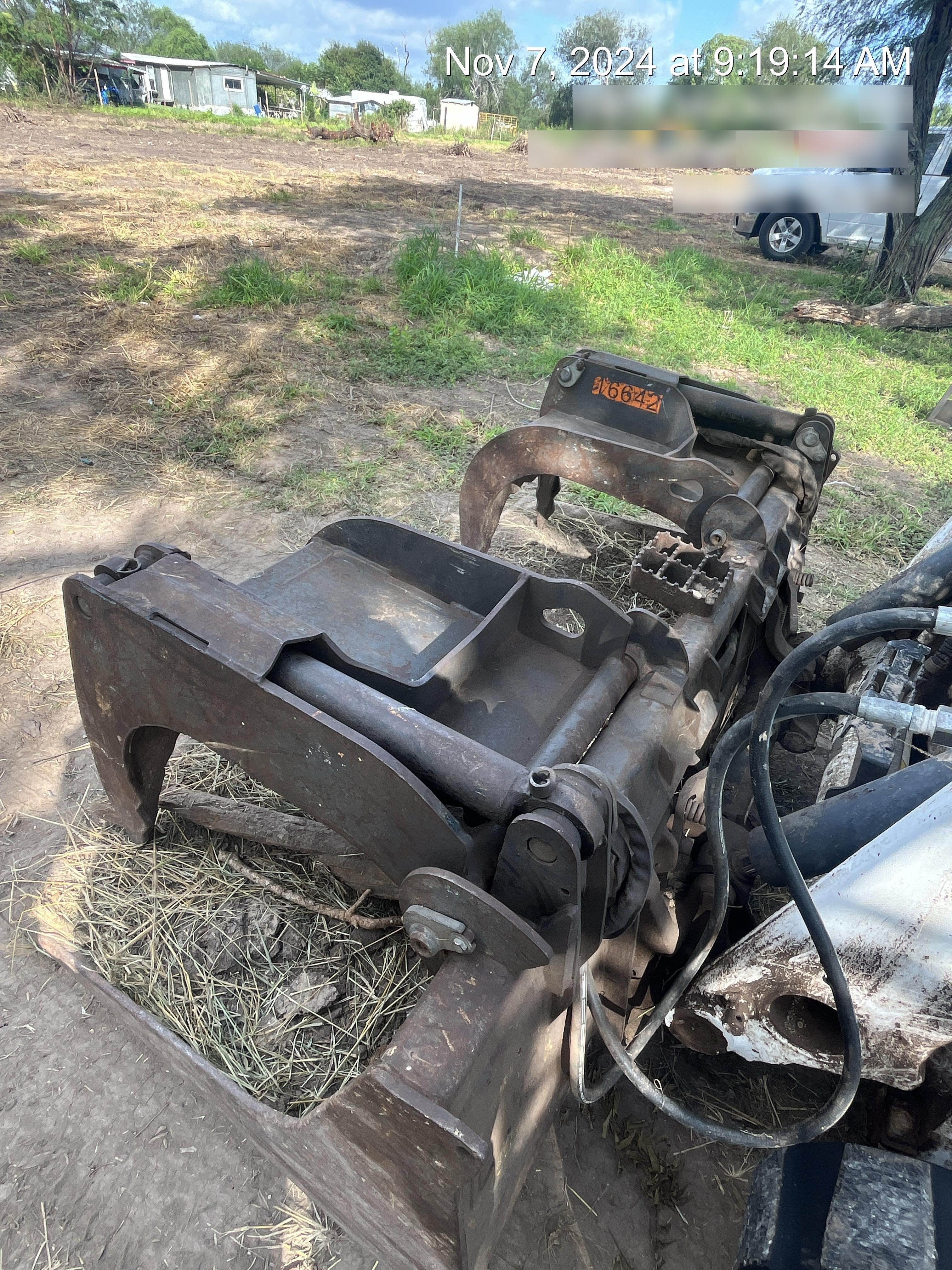 2018 PALADIN 76" Scrap Grapple Bucket - Paladin