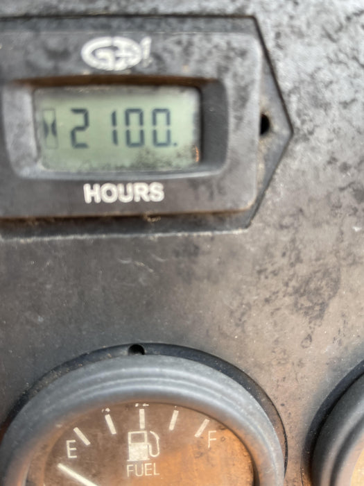 2021 Lincoln Electric Vantage 322 Vantage 322 Ready Pak 3 w/ Decals, ORANGE (includes trailer, cable rack, fender light kit) NO Telematics