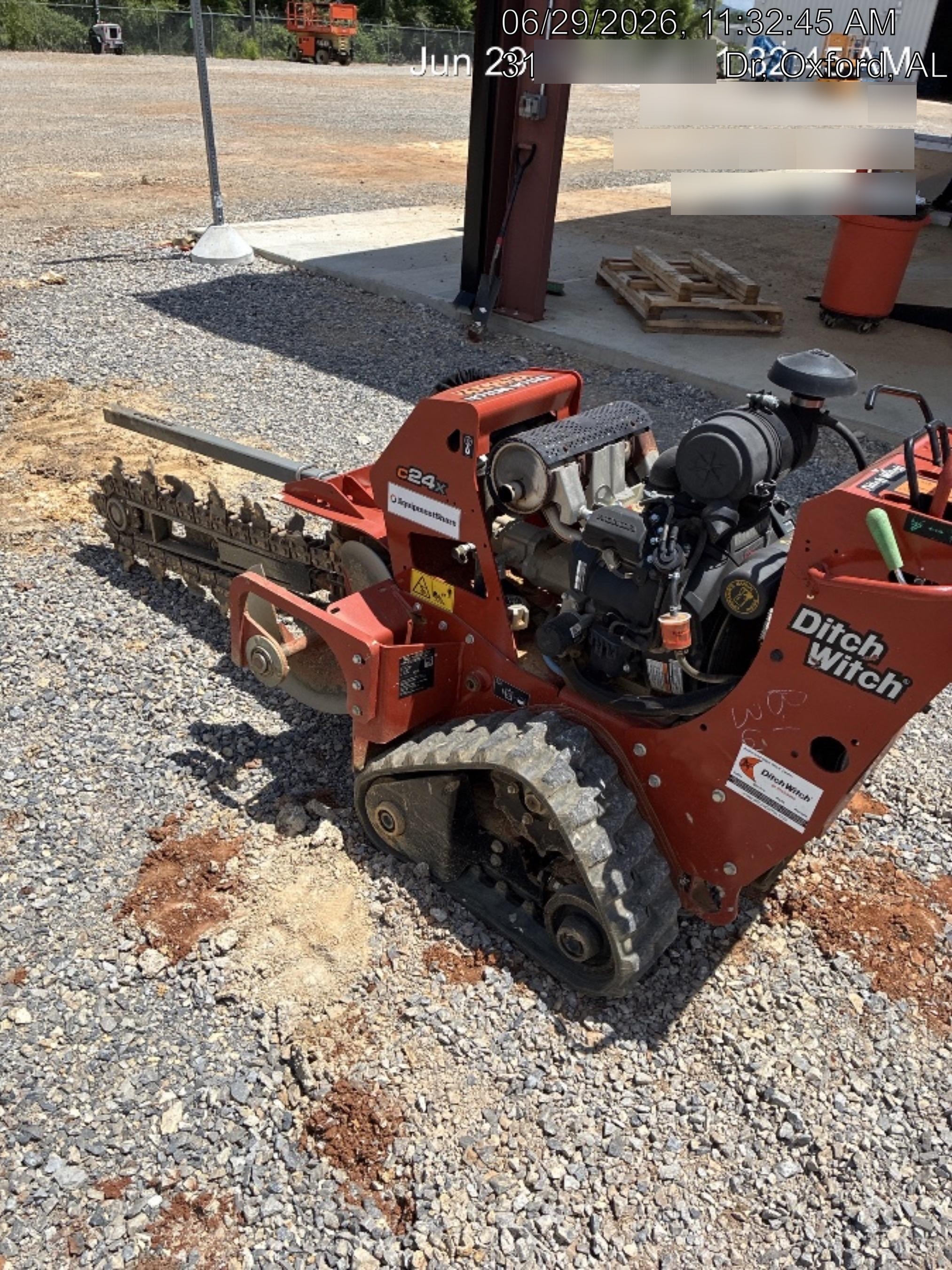 2023 DITCH WITCH C24XA