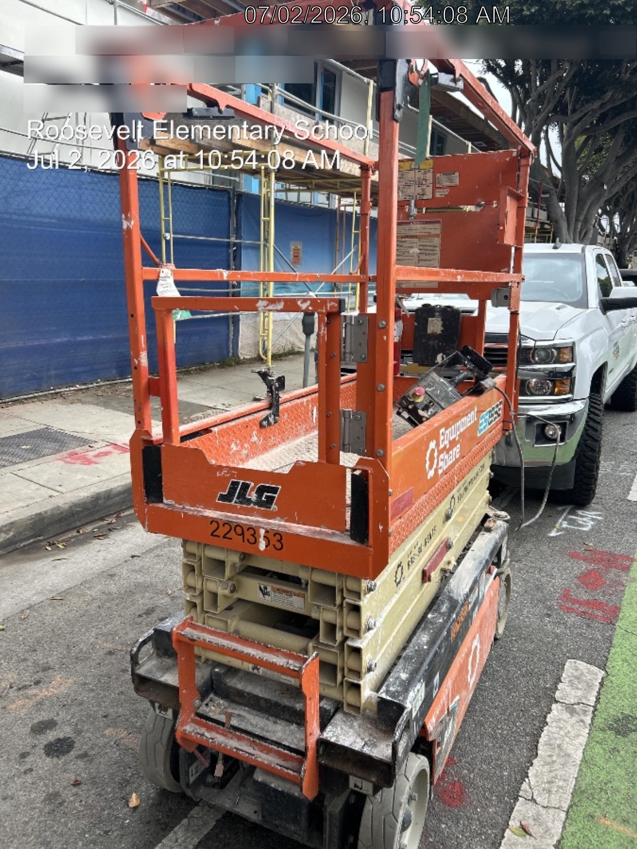 2022 JLG ES1932