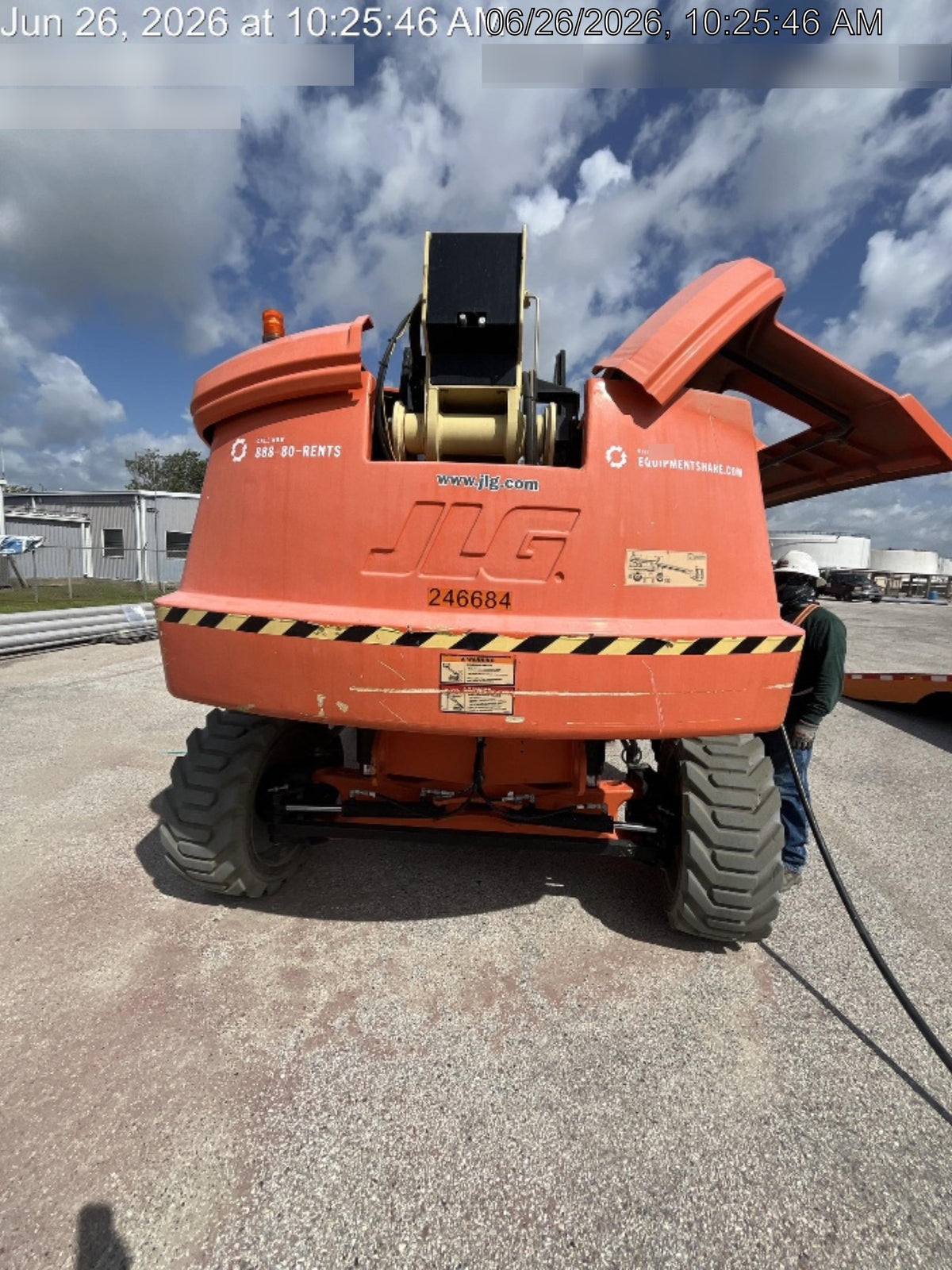 2022 JLG 660SJ