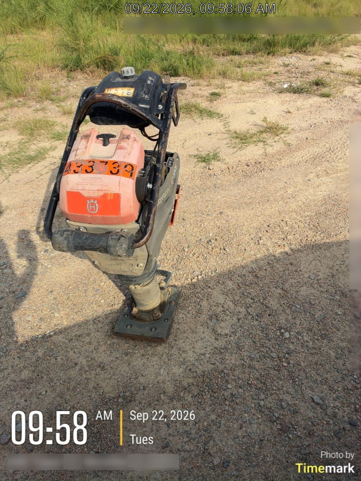 2024 HUSQVARNA LT5005