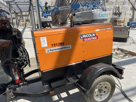 2021 Lincoln Electric Vantage 322 Vantage 322 Ready Pak 3 w/ Telematics & Decals, ORANGE (includes trailer, cable rack, fender light kit)