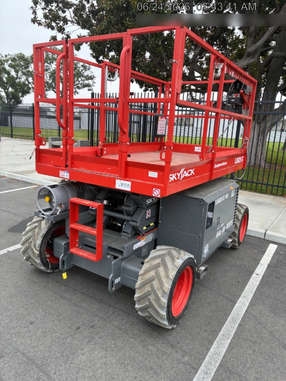 2025 SKYJACK SJ6826 RT