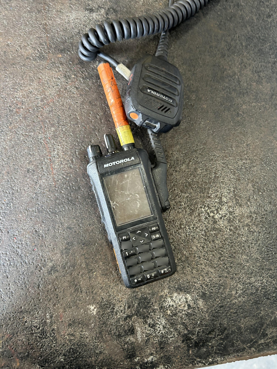 2023 MOTOROLA R7 DISPLAY