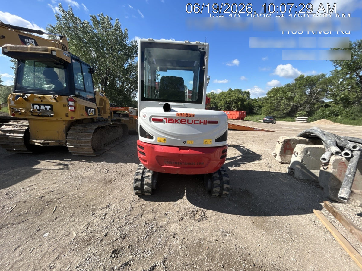 2025 TAKEUCHI TB235-2CR