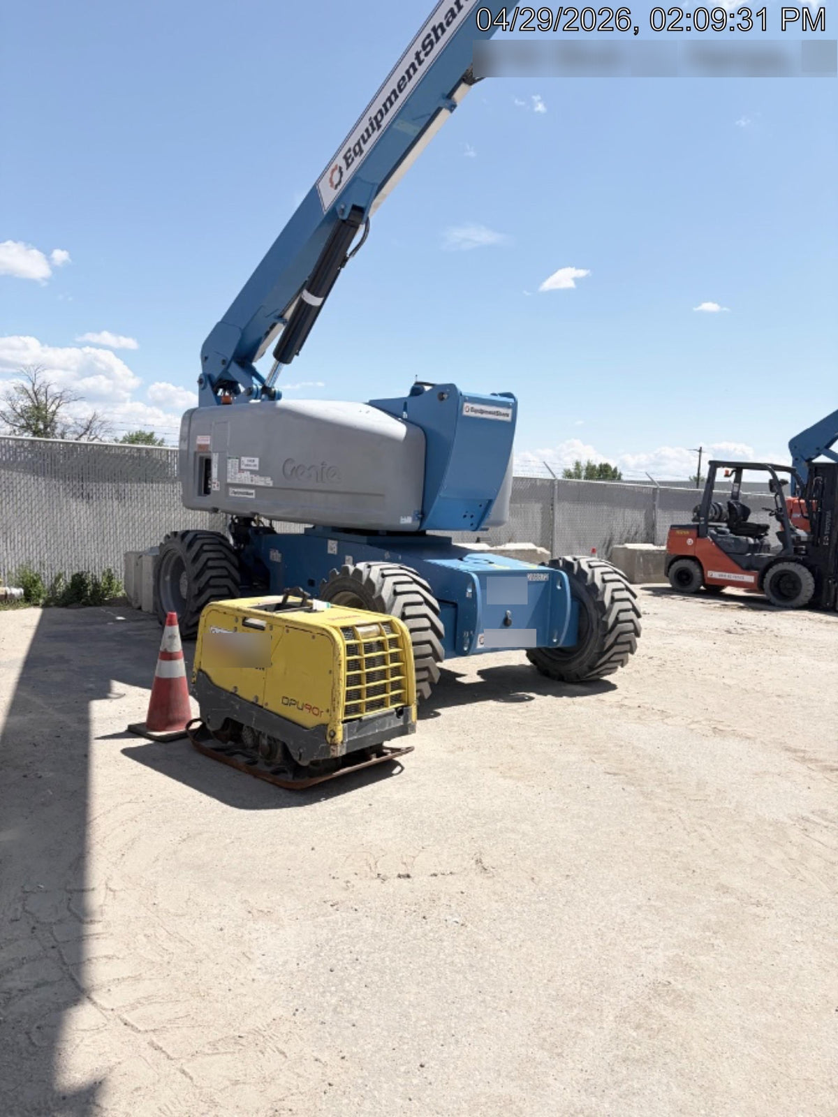 2022 GENIE Z-80/60