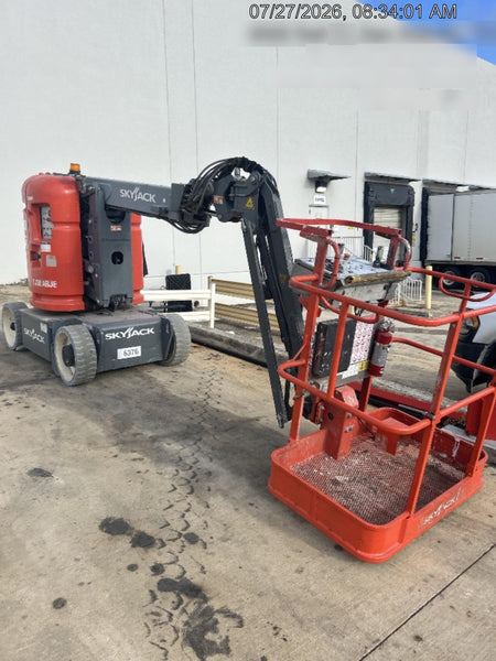 2017 SKYJACK SJ30 AJE