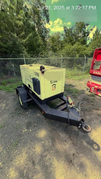 2017 Multiquip DLW400ESA4 MultiQuip 400 amp Welder, 14kW, 120/240V, T4F Kubota + 100' welding cable set