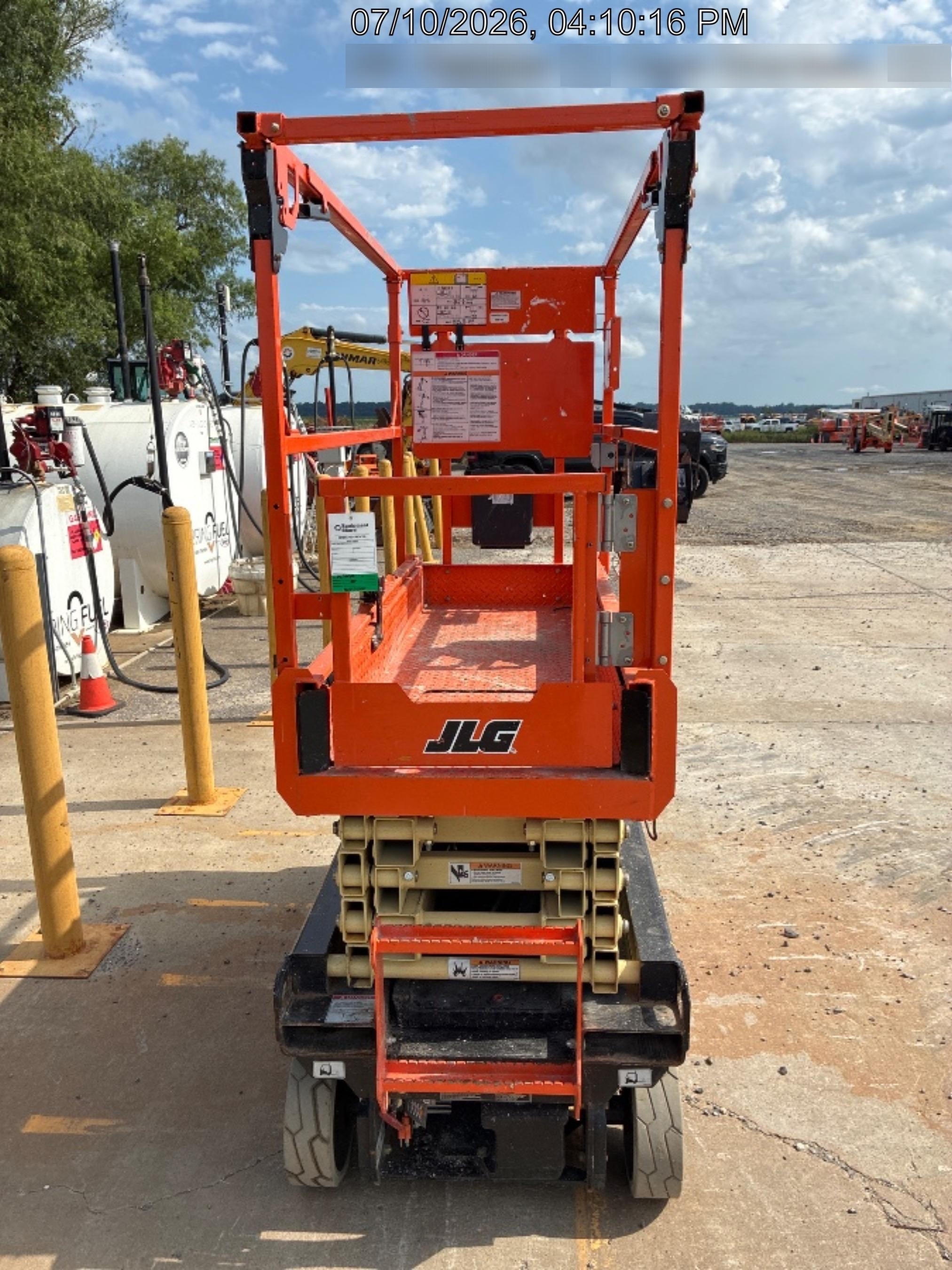 2022 JLG ES1932