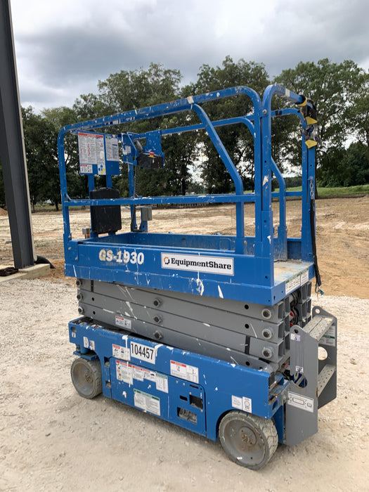 2020 Genie GS-1930 Fixed rails with chain entry gate - Pre A92.20