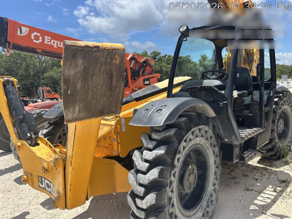 2022 JCB 510-56