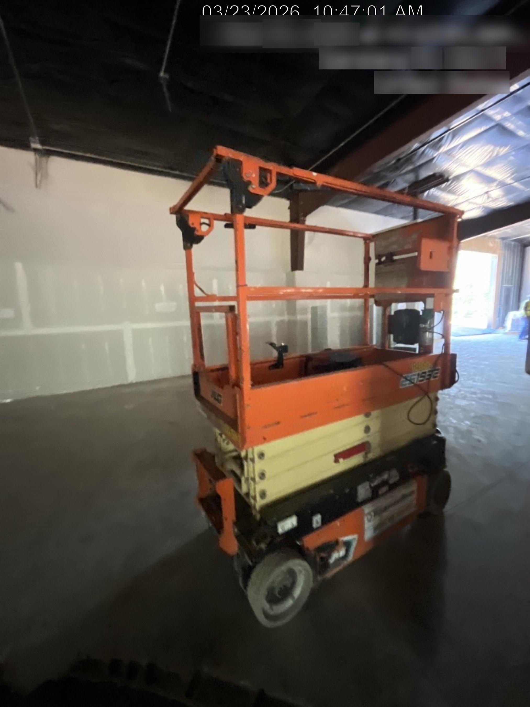 2021 JLG ES1932