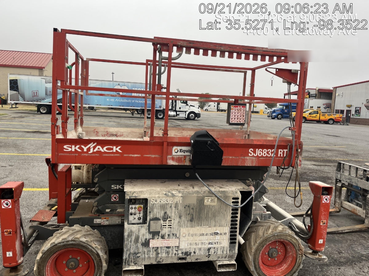 2021 SKYJACK SJ6832 RT